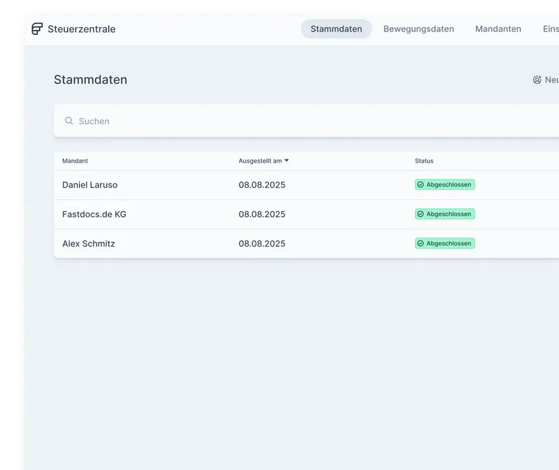 Screenshot der Fastdocs Steuerzentrale mit Übersicht über laufende Mandantenstammdatenprozesse